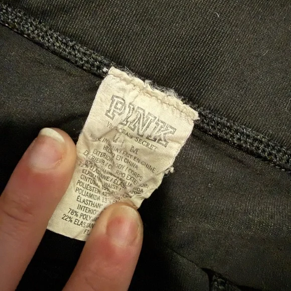 PINK Victoria's Secret Black Leggings - Picture 4 of 4
